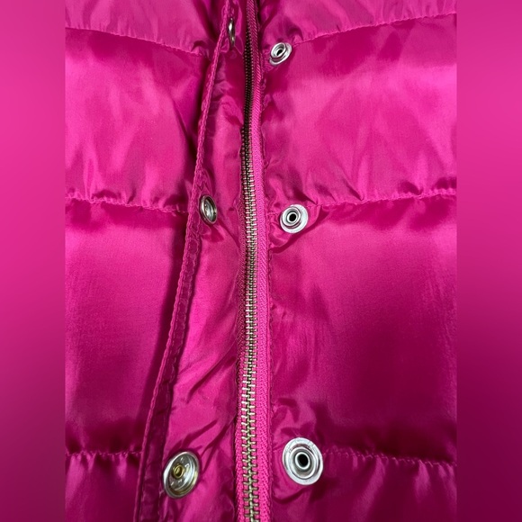 J.CREW Women's Fuchsia Down Puffer Vest w/adjustable waist string Size Small - Picture 4 of 7